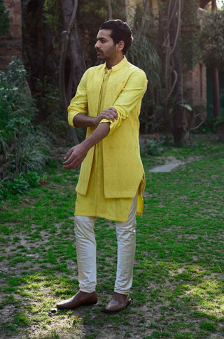 Juna mahal yellow bandi set