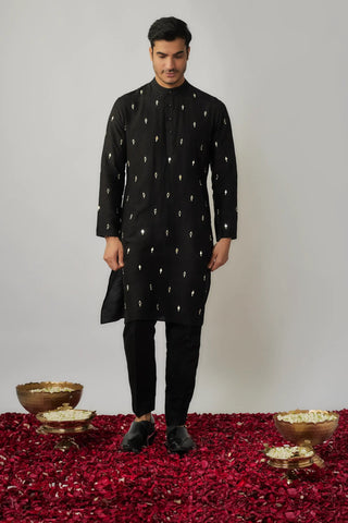 Black dupion kurta pants set with mirror embroidered buttis