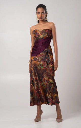 Purple corset paired with a detachable drape and skirt