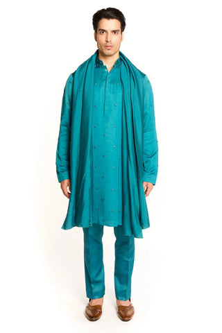 Blue all over frenchknot salli embroidered kurta set with shawl