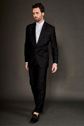 Black cut dana embroidered notch lapel suit