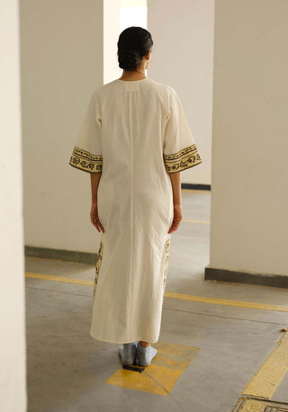 Off-white mediterranean dress