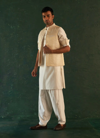 White straight kurta and nehru jacket set