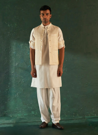 White straight kurta and nehru jacket set