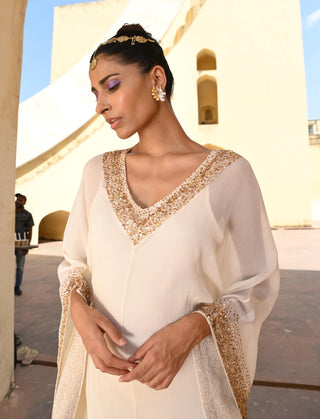 Gia white festive kaftan