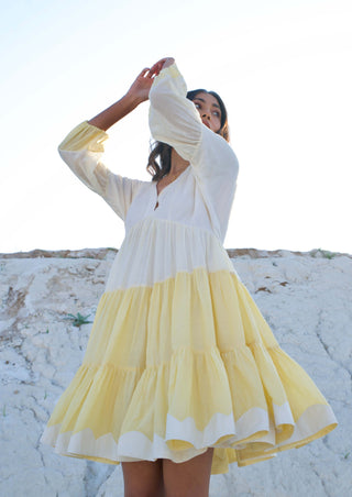 Dreamy caremel yellow dress