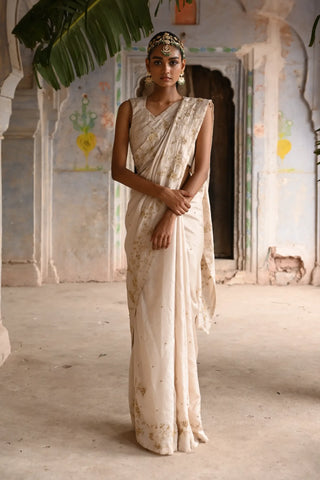 Ivory silk saree with blouse