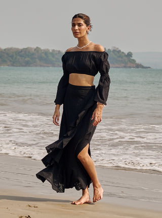 Adey black crop top and skirt