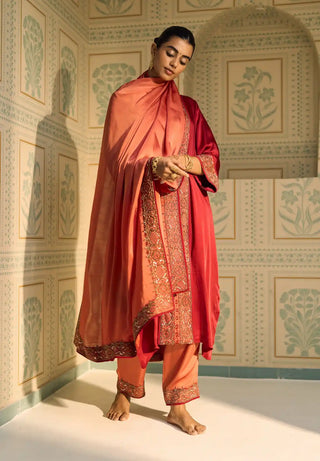 Red seerat kurta set