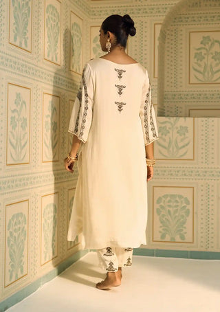 White anya kurta set