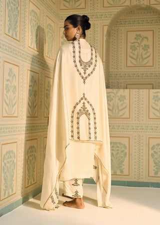 White anya kurta set