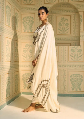 White anya kurta set