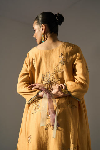 Yellow mansa kurta set