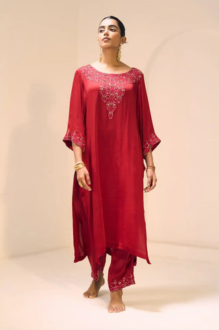 Red isha kurta set