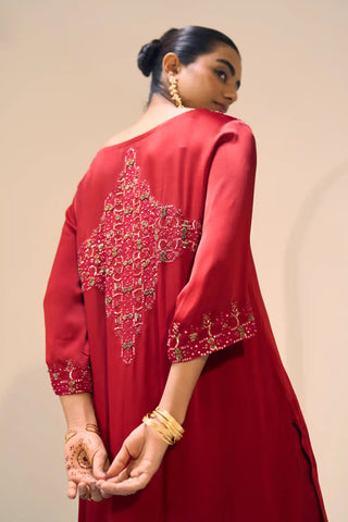 Red isha kurta set