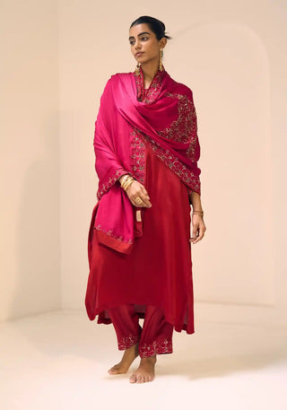 Red isha kurta set