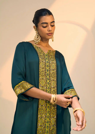 Green seerat kurta set