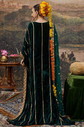 Green azal makhmali naach kaftan