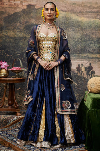 Blue zahra naach lehenga set