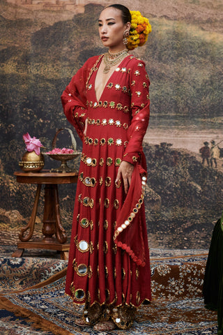 Red inara naach anarkali set