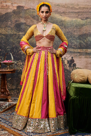 Yellow padma peet naach lehenga set