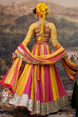 Yellow padma peet naach lehenga set