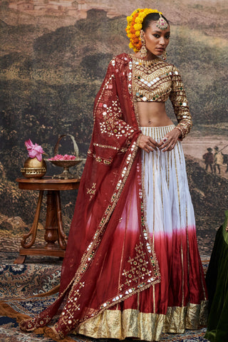 Red surkh naach lehenga