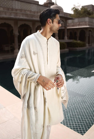 Ivory saada handloom kurta set