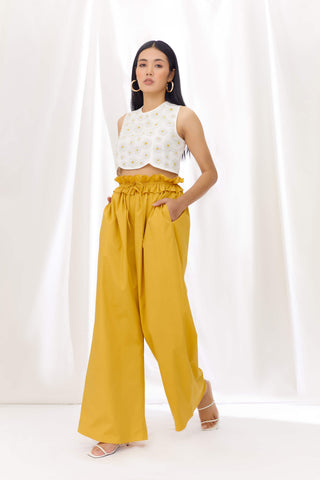 Sunshine and daisies top and pants