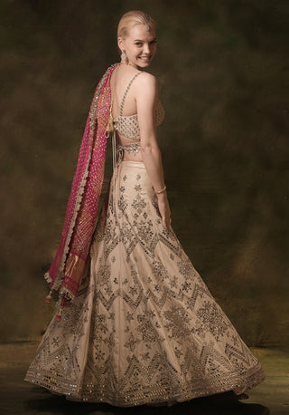 Ivory mirror bandhani lehenga set