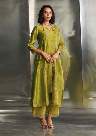 Berry green side gathered kurta set