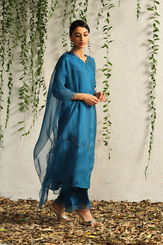 Blue side gathered kurta set