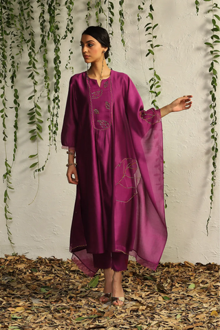 Pink chanderi flowy kurta set