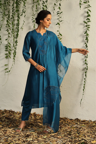 Blue chanderi flowy kurta set