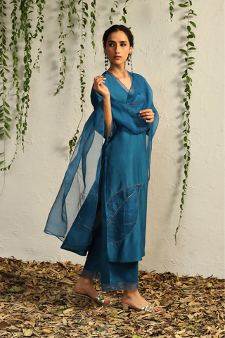 Blue chanderi straight kurta set