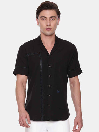 Black short sleeve shirt