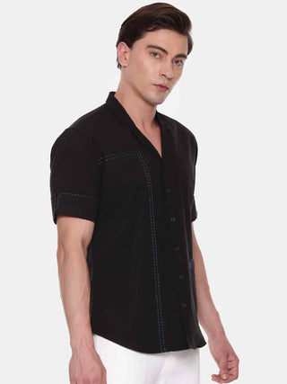 Black short sleeve shirt