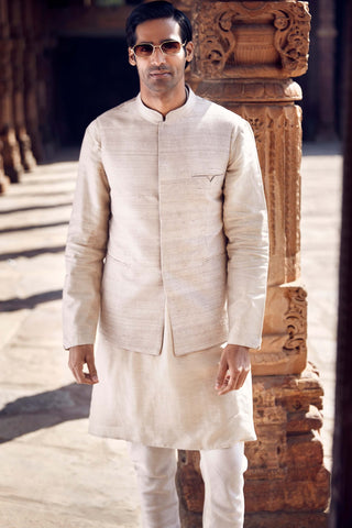 Ivory iconic wing pocket bandi and kurta set