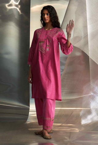 Bloom pink heavy booti kurta set