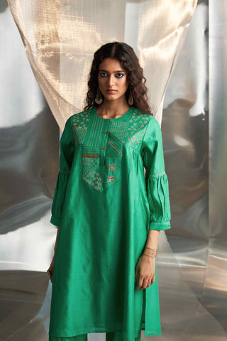 Lesh green heavy booti kurta set