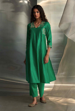 Lush green straight kurta set