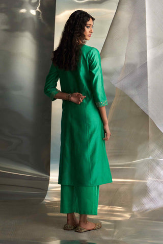 Lush green straight kurta set