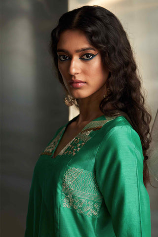 Lush green straight kurta set