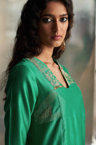 Lush green straight kurta set