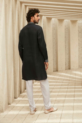 Black winged kurta and pants