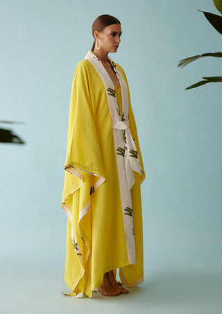 Yellow kimono sleeves overgarment