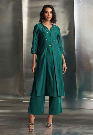 Emerald green chanderi pleated kurta set