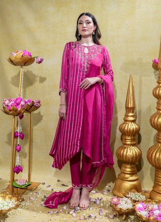 Deep pink embroidered kurta set