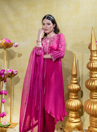 Deep pink embroidered kurta set