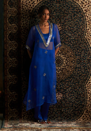 Neel blue embroidered kurta set